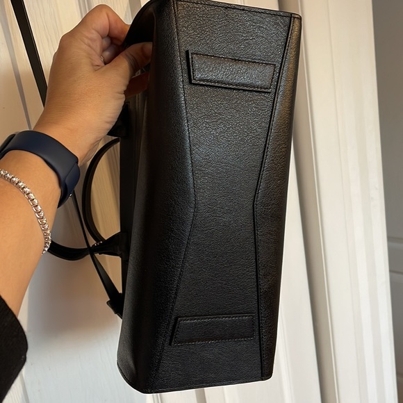 Halston Heritage black leather purse. Excellent condition. - Picture 4 of 6